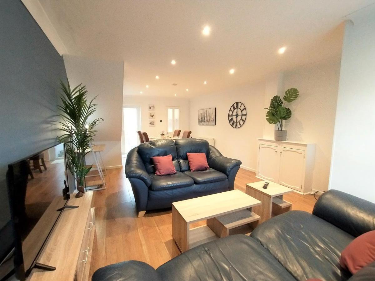 치체스터 Chipad Duo - Comfy House With Parking And Garden 빌라 외부 사진